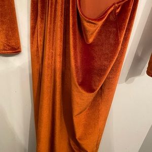 Suede Burnt orange midi dress size large never worn